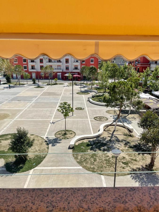 Sunkissed Centre Apartment Vlorë Екстериор снимка
