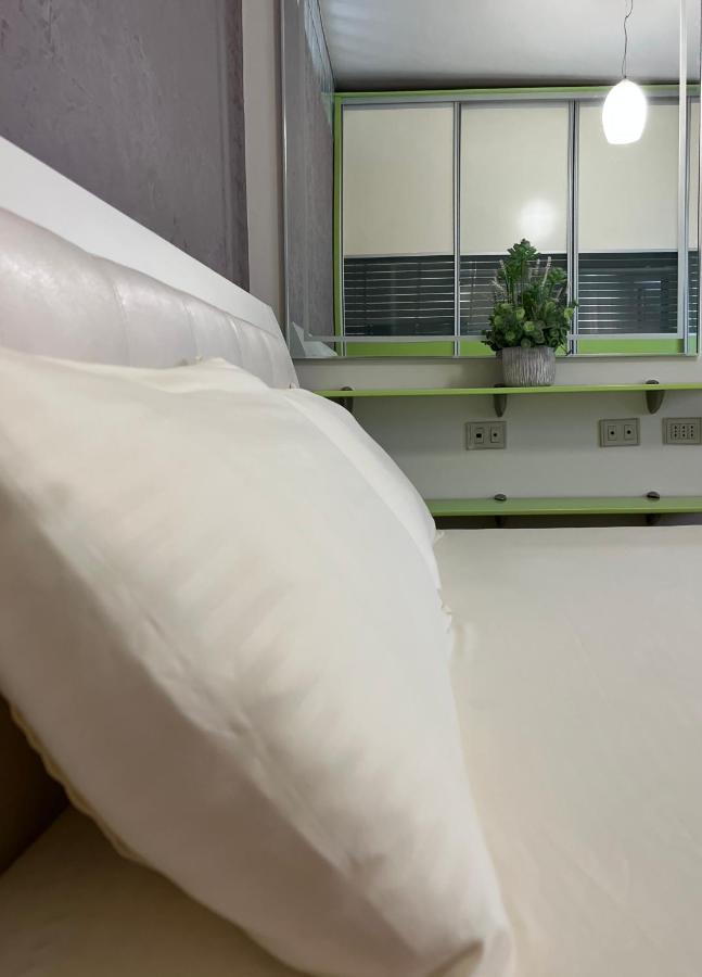 Sunkissed Centre Apartment Vlorë Екстериор снимка